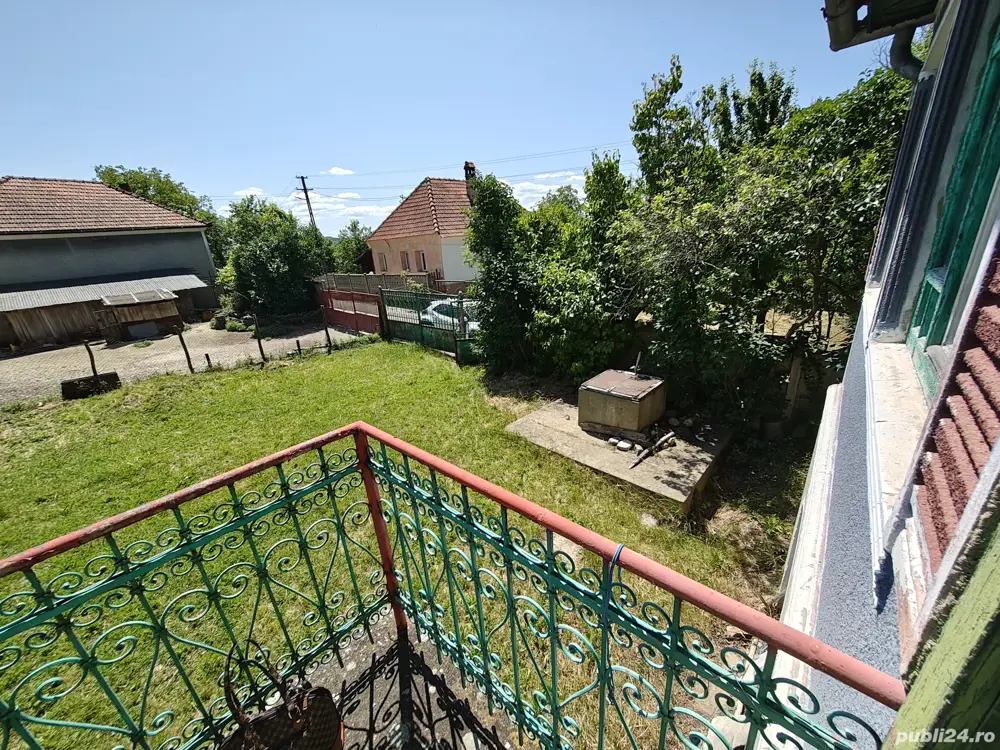 Vand casa in Sat Cerisor, Comuna Lelese, Jud. Hunedoara 