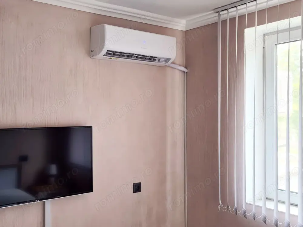 Se ofera spre inchiriere garsoniera in zona Piata Romana