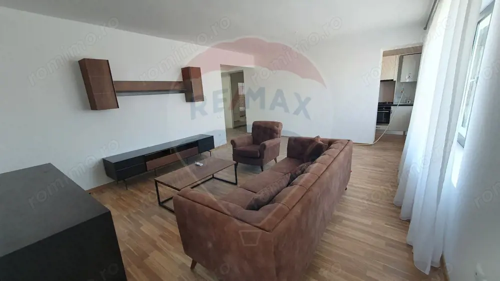 Apartament cu 2 camere, 77 mp V4