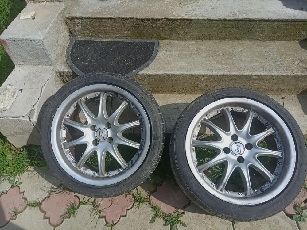 Roți aliaj in patru prezoane  R17 