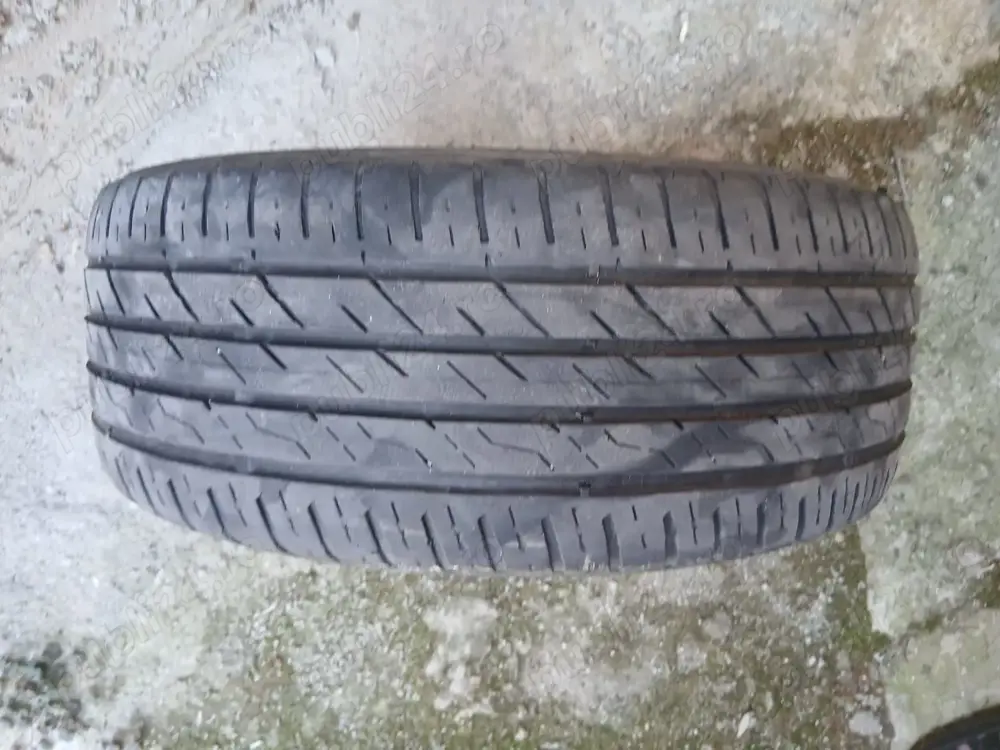 De vânzare 4 anvelope