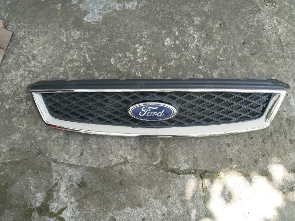 Grila radiator cu sigla rabatabila cromata FORD FOCUS CC CABRIO