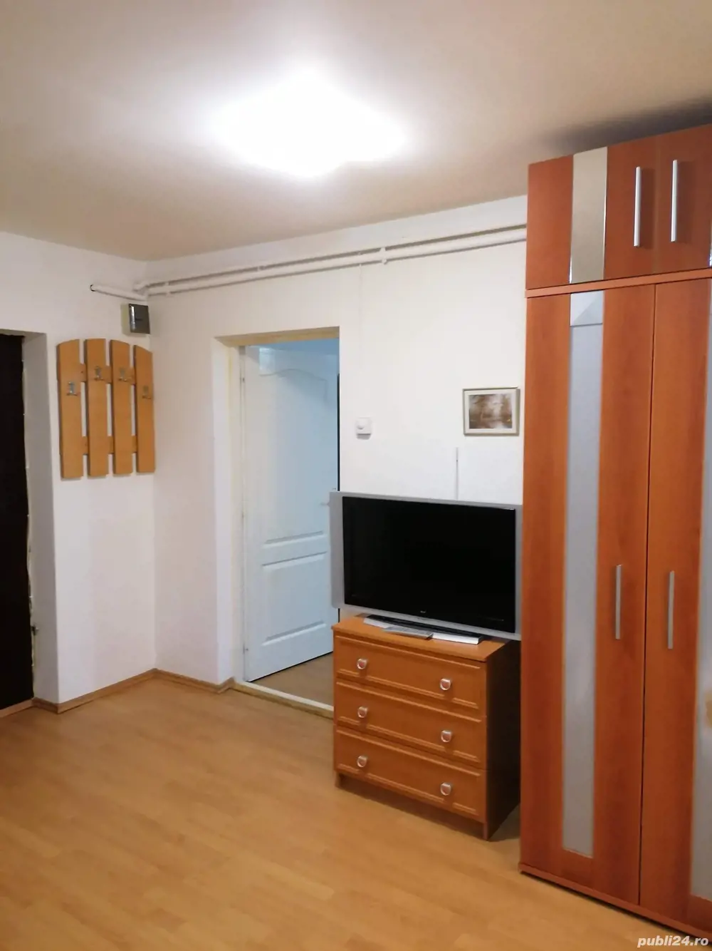 Se închiriază ap.2 cam Se închiriază ap.2 cam