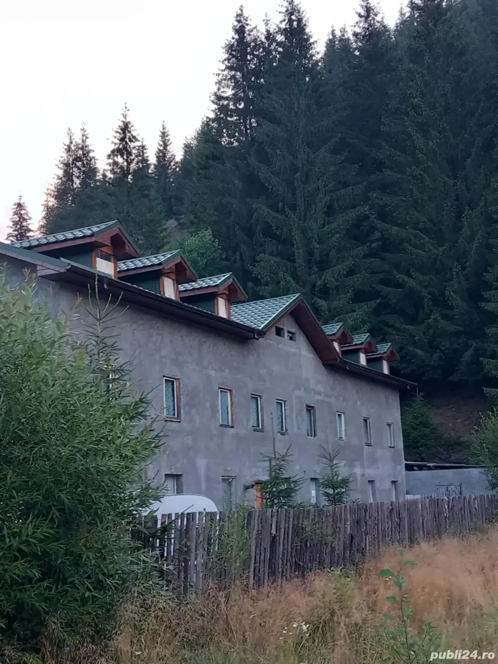 Vand casă  Vand casă