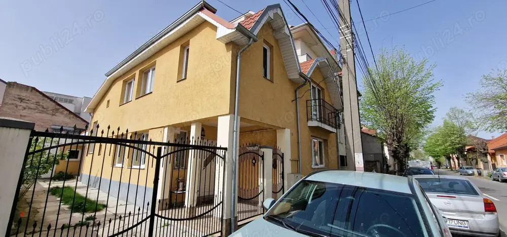 Vand sau schimb Casa P+Et+M -zona Piata Mare Str Bujorului