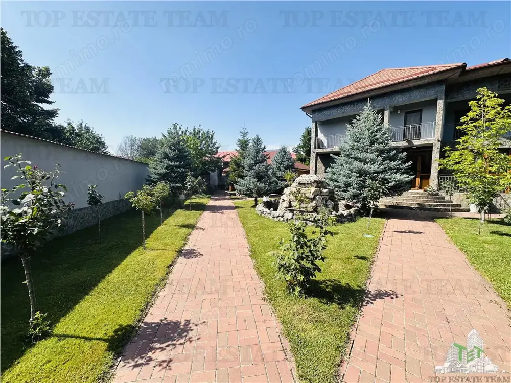 SUPER PROPRIETATE, vila 310 mp construiti, 1000 mp teren PADUREA ROSU