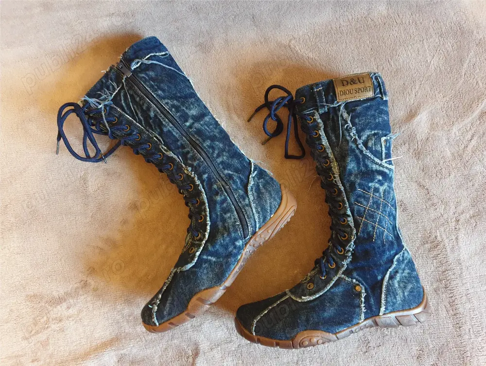 Ghete inalte din blug Tenisi inalti, marimea 37 si 38, noi