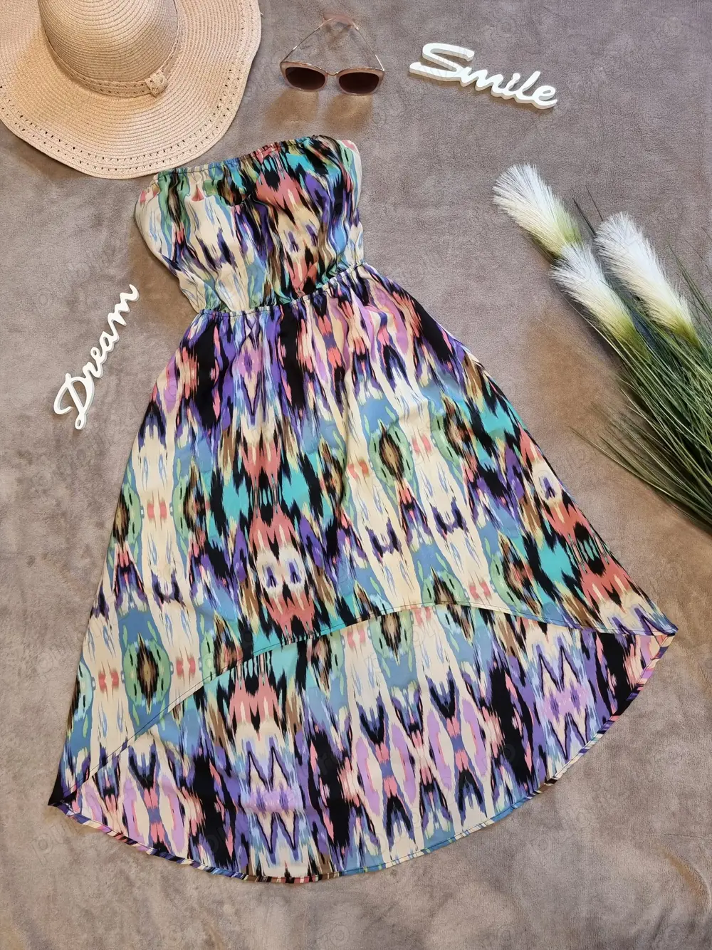 Rochie deosebita cu trena, marimea 40, rochita multicolora