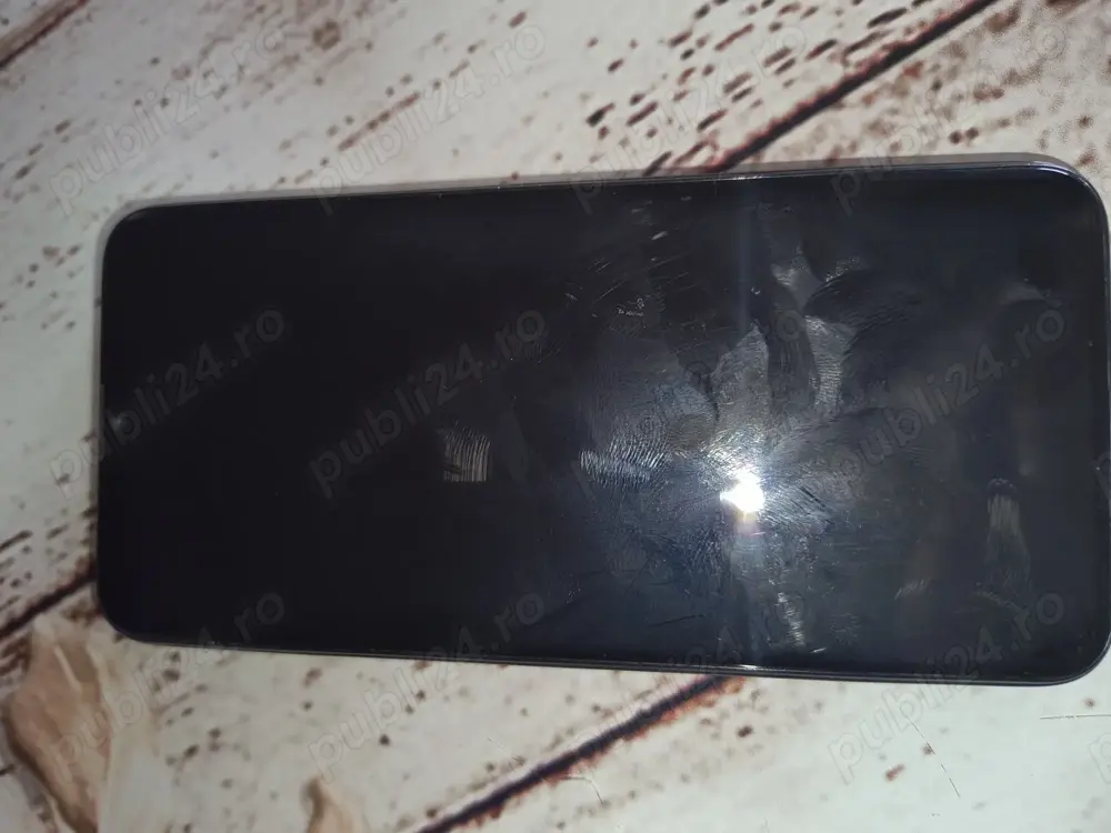 Vând telefon Samsung a 20e