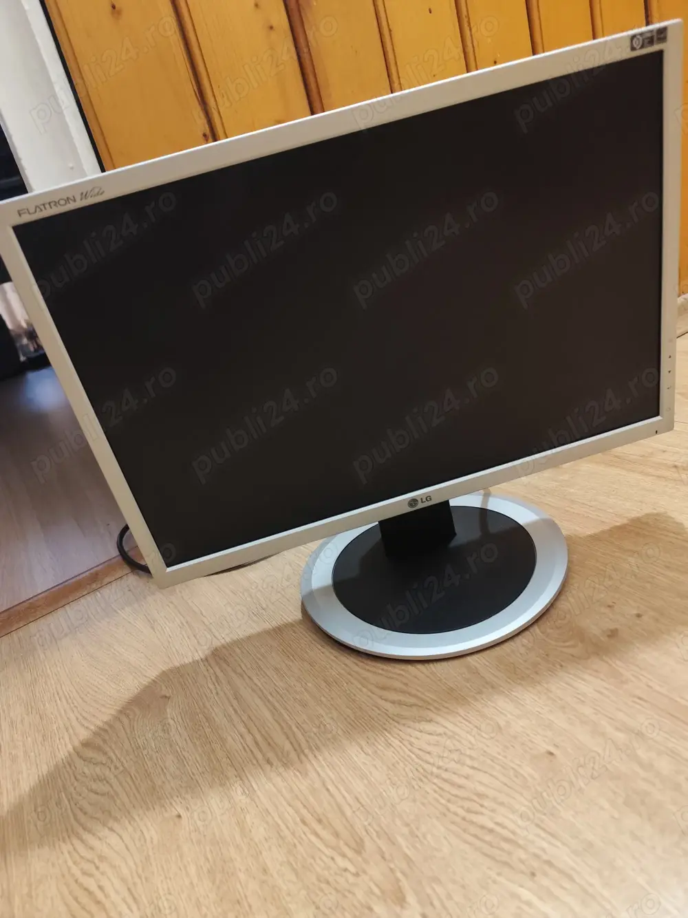 Monitor LCD LG Flatron Wide L194WT