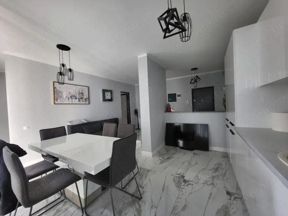 Apartament de vanzare, 2 camere, 55 mp, zona Eroilor!