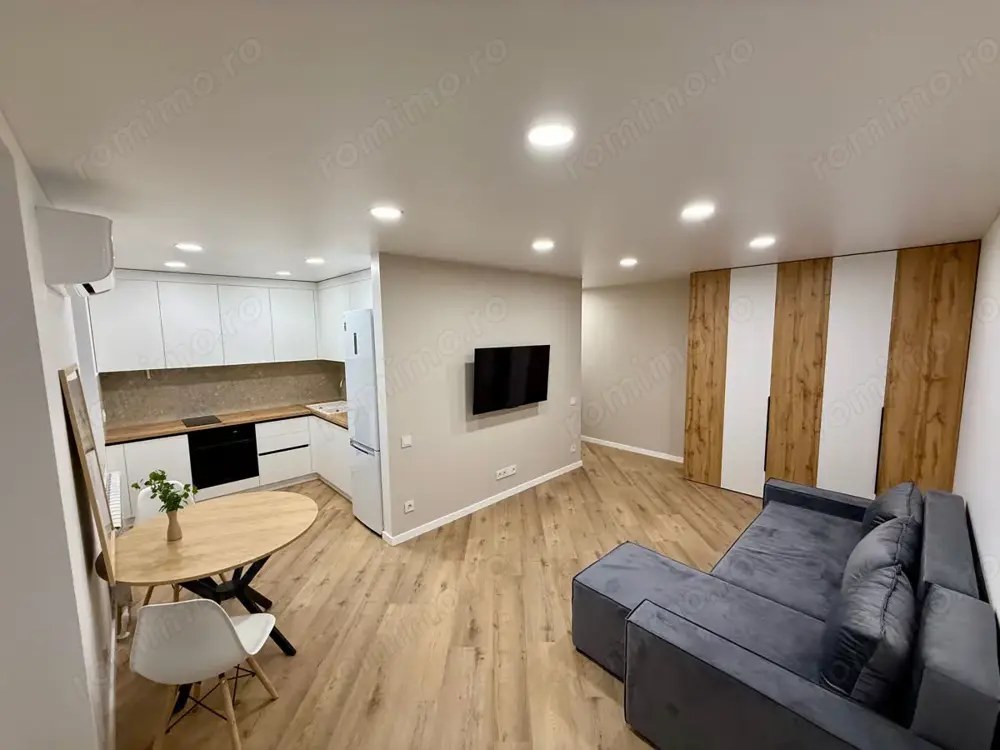 Inchiriere garsoniera Piata Romana 