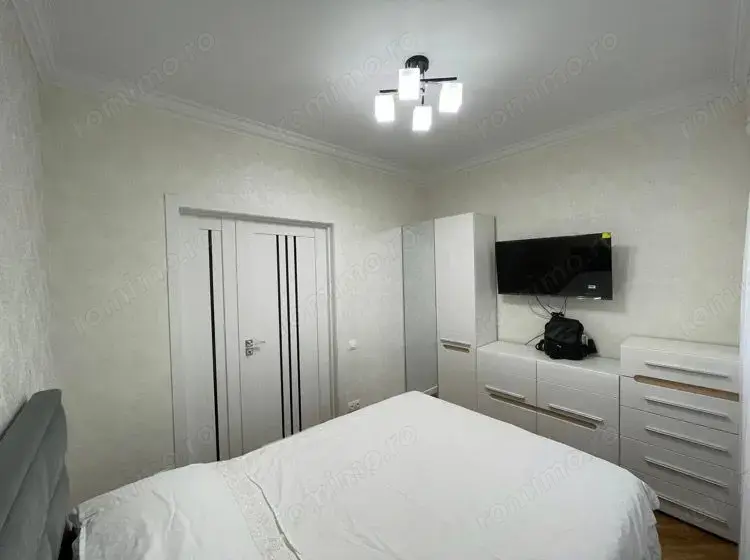 de inchiriat garsoniera zona Titan