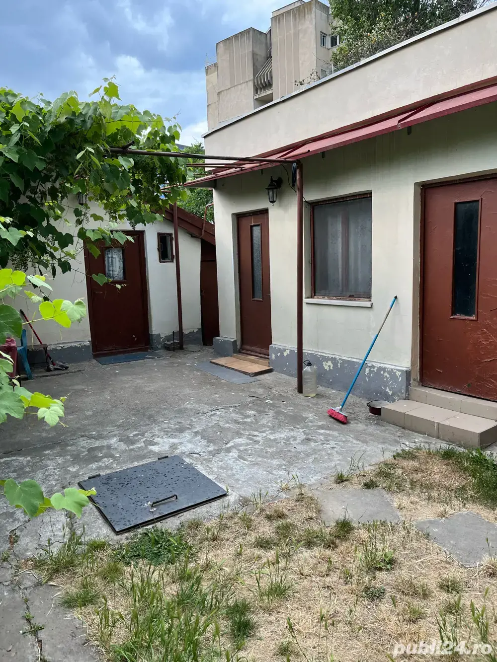 Vând Închiriez Casă cu Teren 383 mp, Faleza Nord   Poziție de Colț, Potențial Construcție