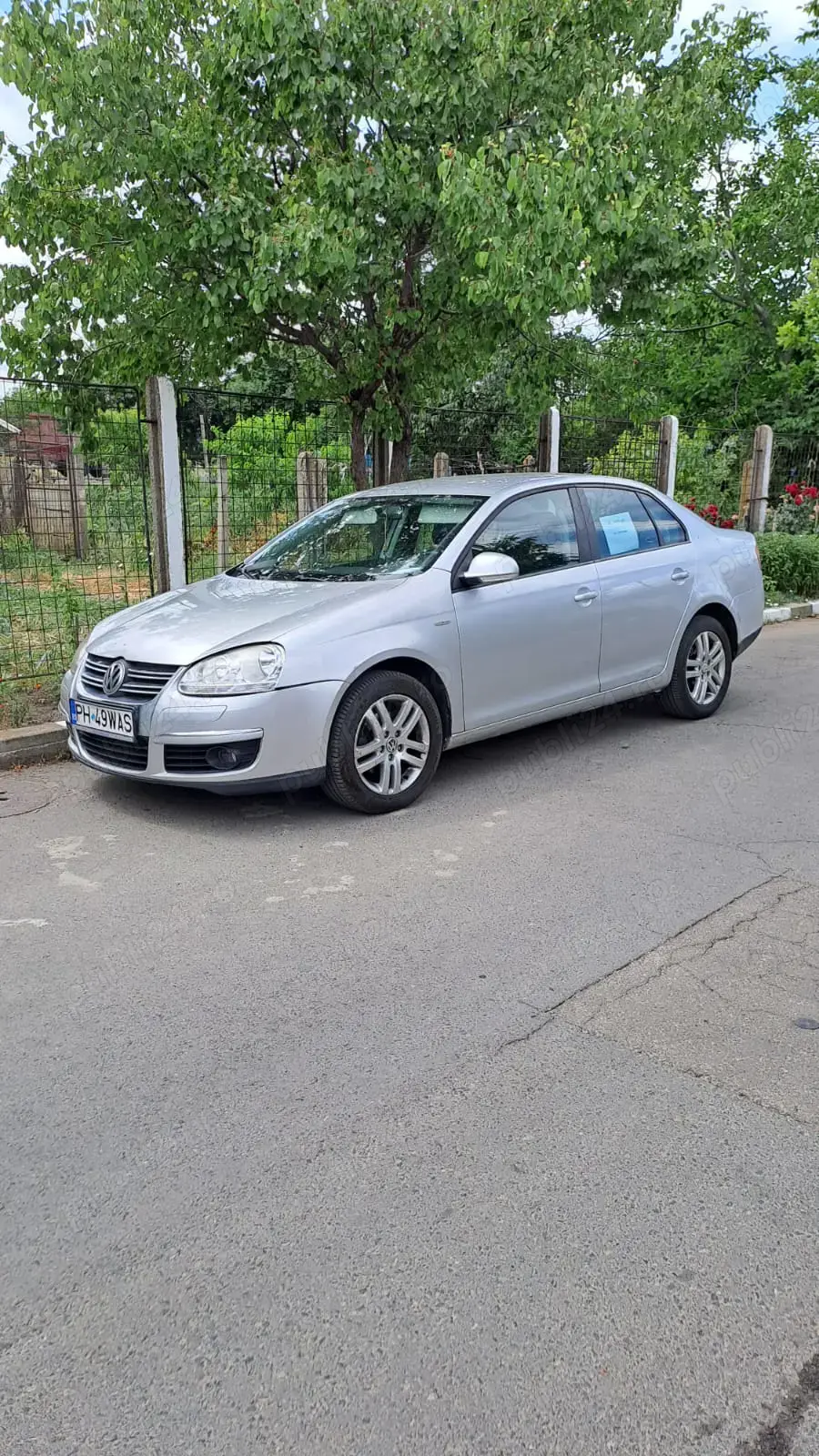 Vând Volkswagen Jetta an 2010