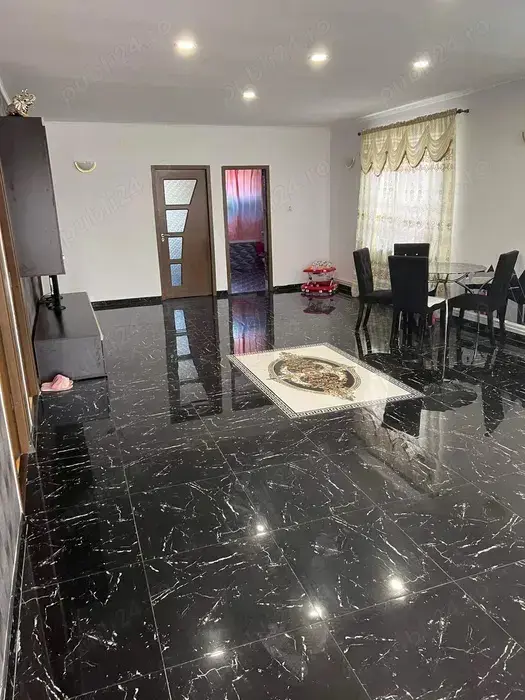 Casa 4 camere de inchiriat zona Palazu Mare