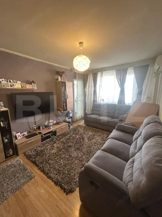 Apartament cu 3 camere,  zona Astra, parcare si boxa