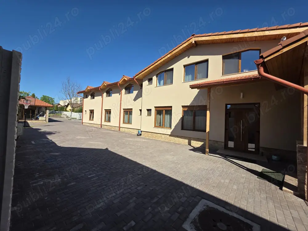 Inchiriez casa P+E Deva 