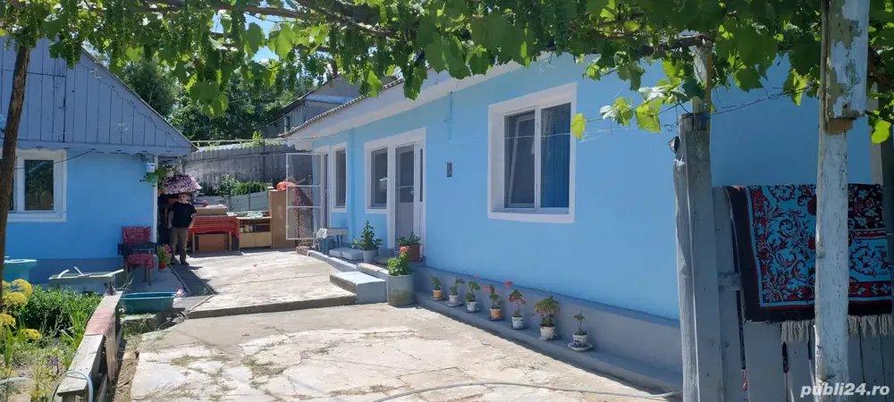 vând casă 3 camere gară Buhăiești Jud Vaslui  vând casă 3 camere gară Buhăiești Jud Vaslui