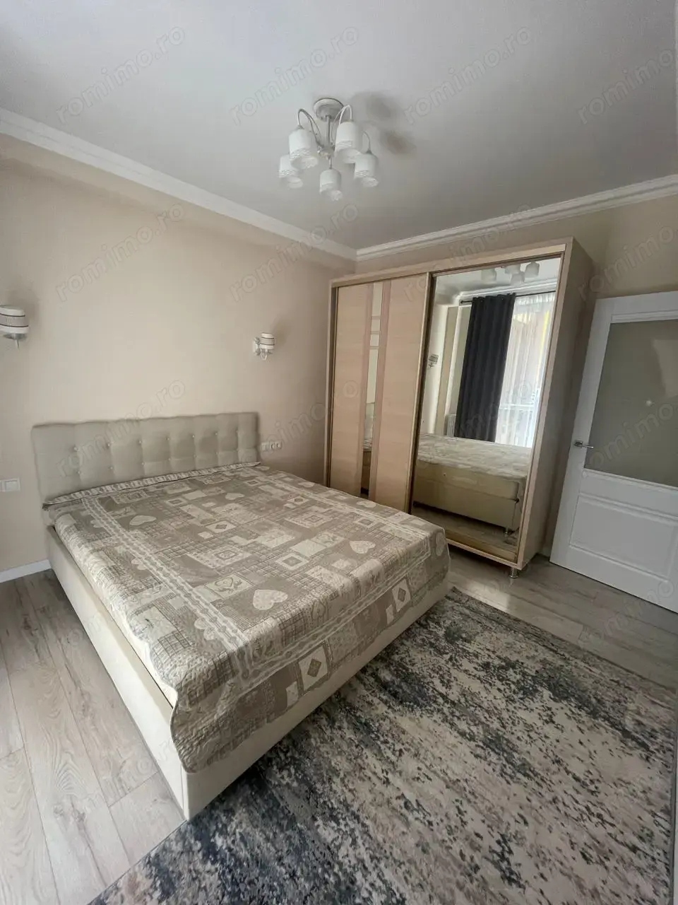 Garsoniera de inchiriat in zona Piata Romana