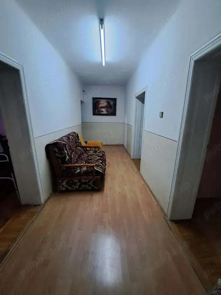 Vand casa Velenta zona Lotus