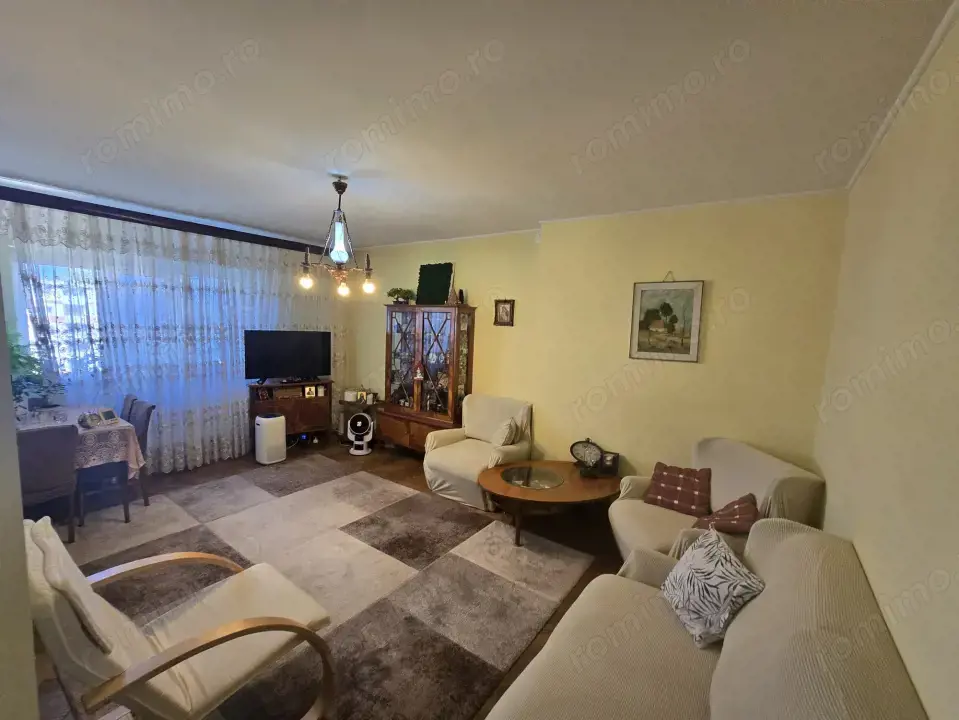 Apartament 4 camere Popa Sapca, etaj 3, vedere pe doua parti