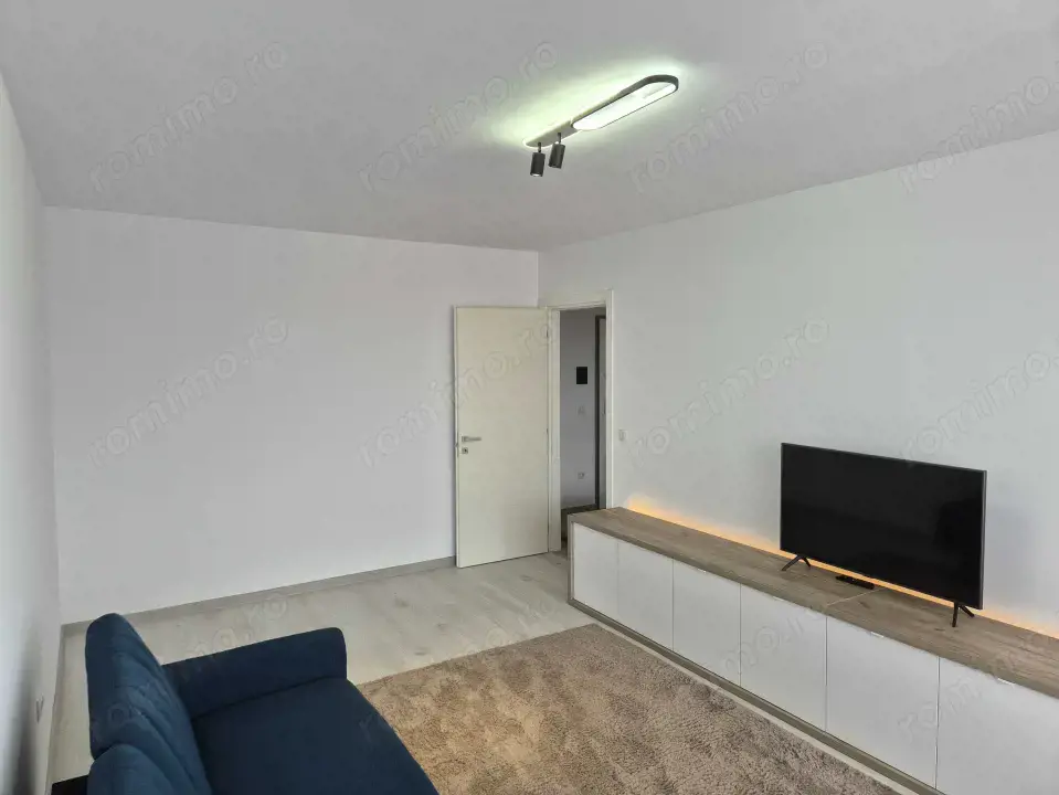 Apartament de închiriat 2 camere| Tractorul | etajul 10 