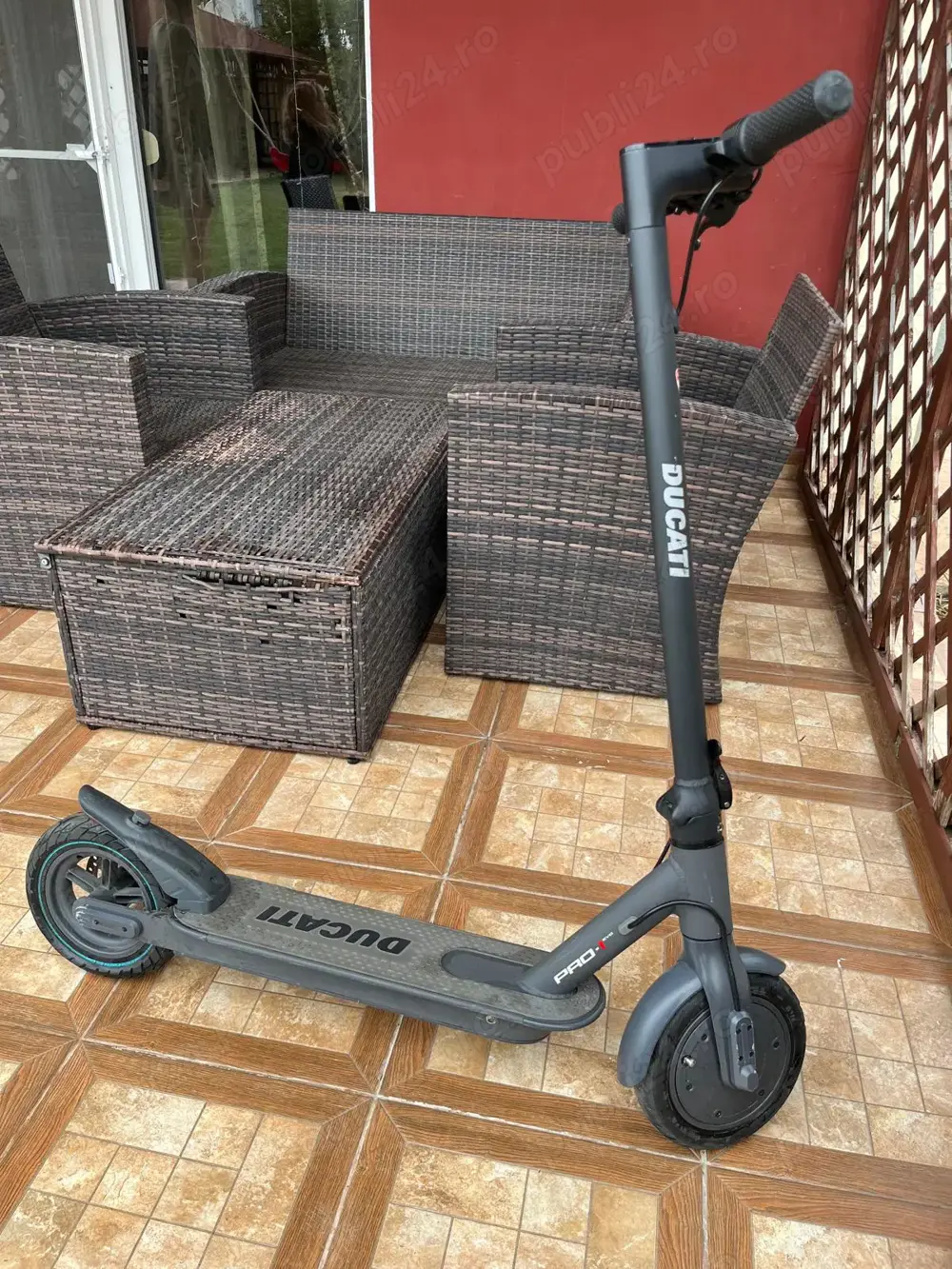 Vand trotineta electrica Ducati (Italia) stare perfecta