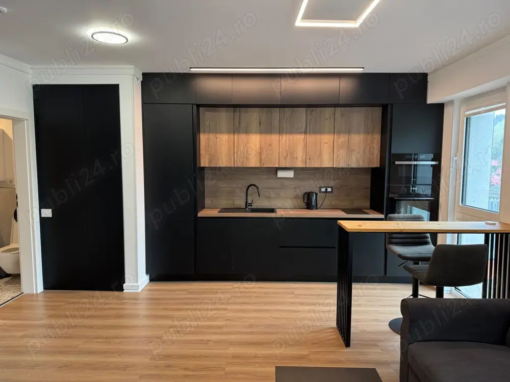 Vanzare apartament 2 camere Sinaia mobilat