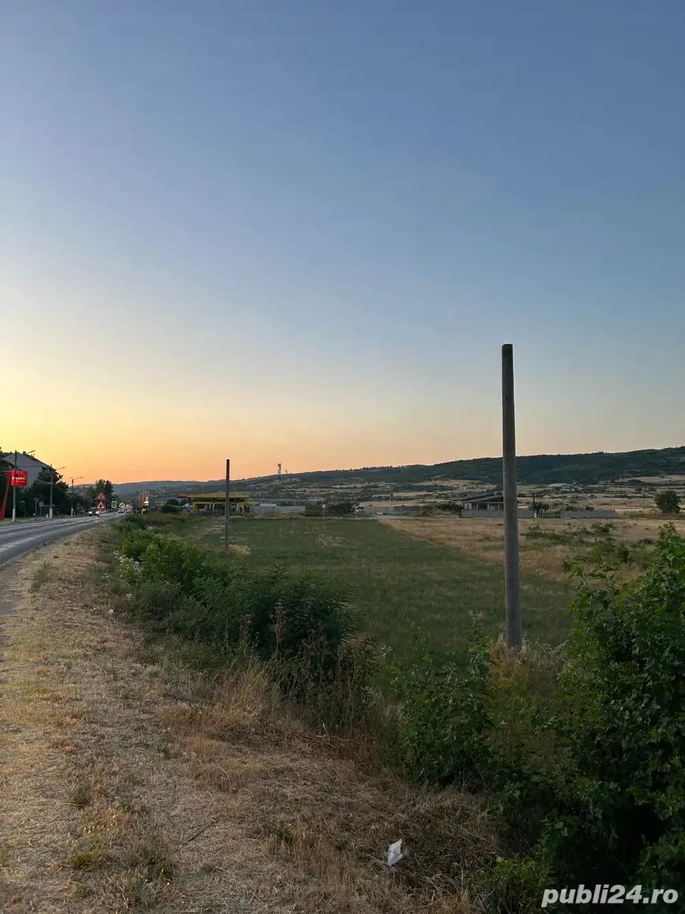 TEREN DE VANZARE Moldova Noua - direct proprietar 