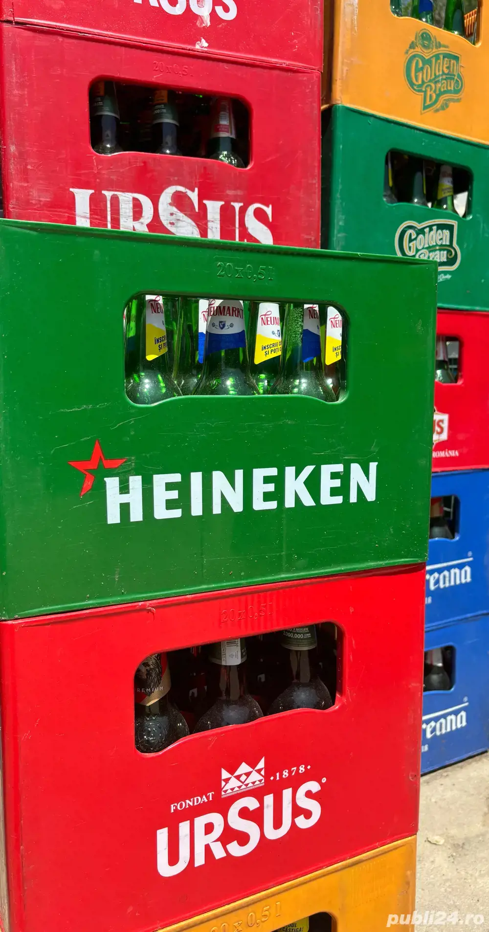 Navete bere cu sticle goale 