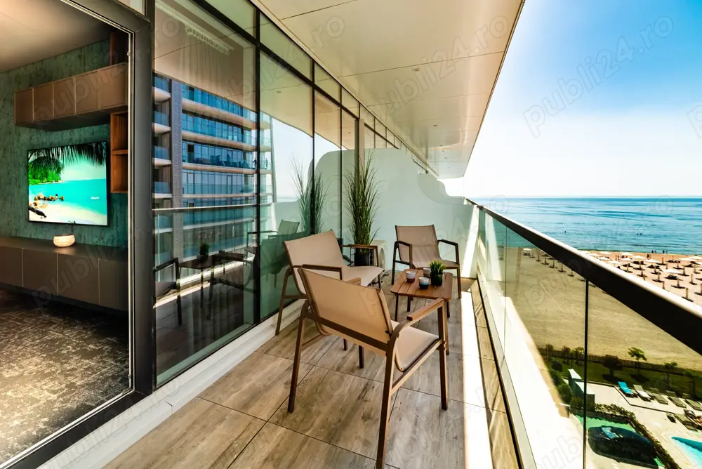 2 dormitoare pe plaja White Sea la cheie...