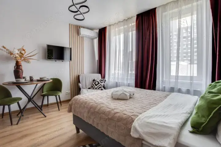 Ofer spre inchiriere o garsoniera in zona Jiului