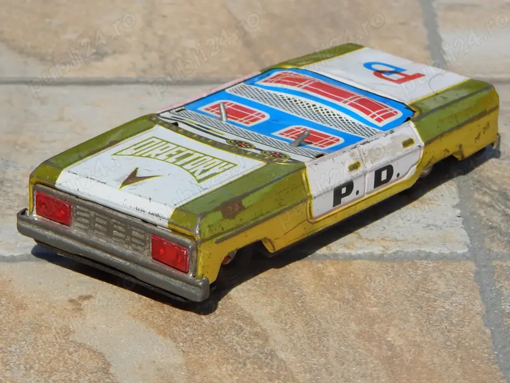 Jucarie masina politie tabla veche pt reconditionare piese fab China