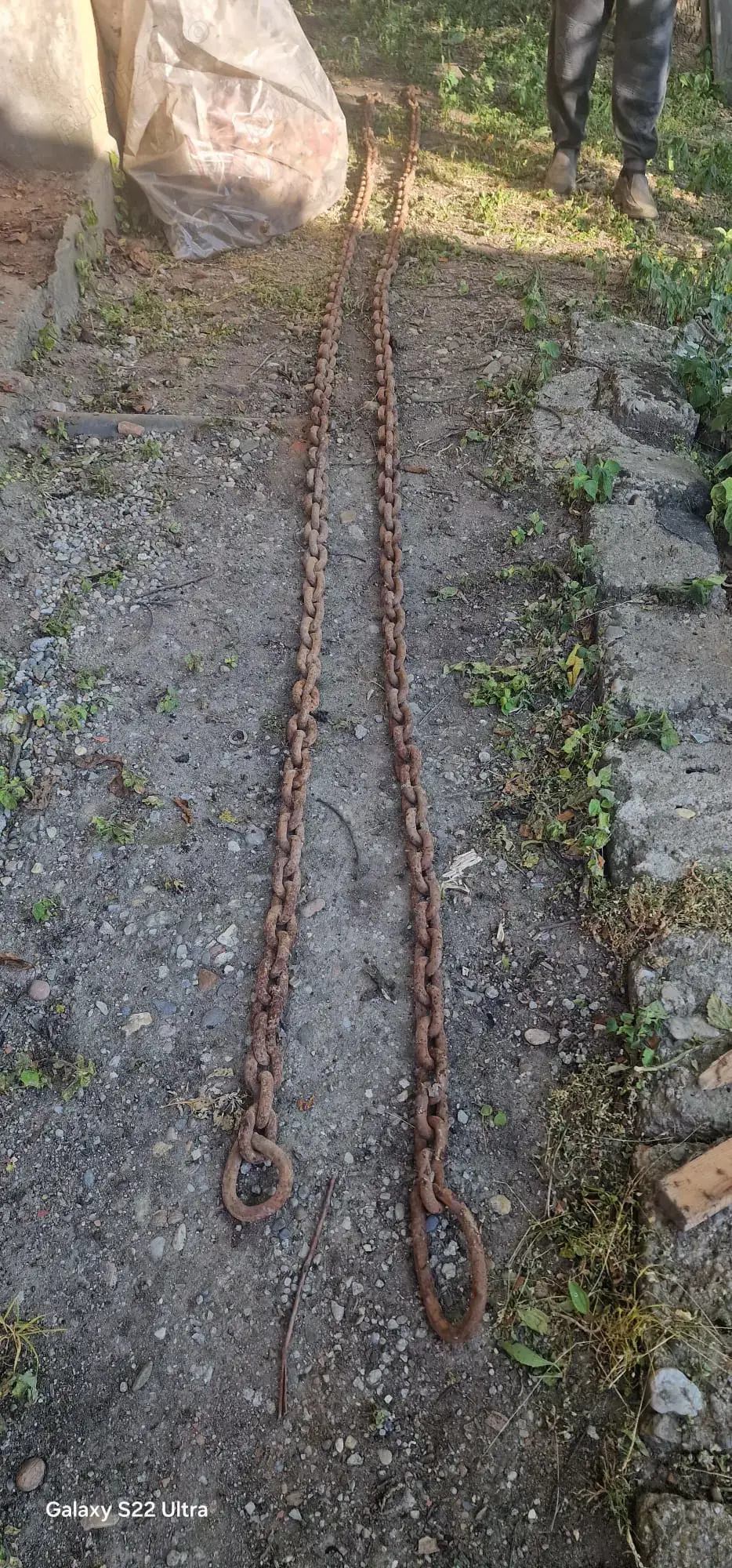 Lanturi  groase de padure  2buc.