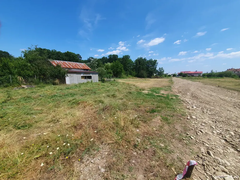 Teren intravilan pentru casă 