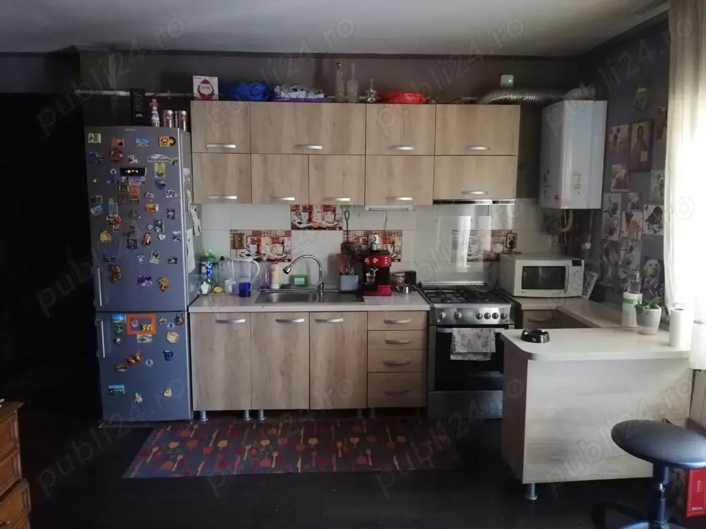 Vând apartament (parcarea inclusa în prețul vânzării apartamentului)str.Stejarului Florești-Cluj