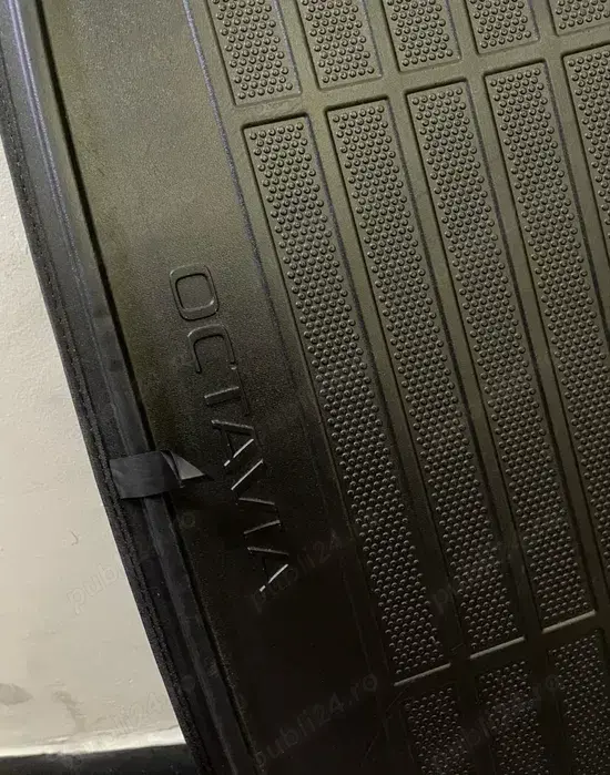 Tavita portbagaj OEM pentru Skoda Octavia III berlina