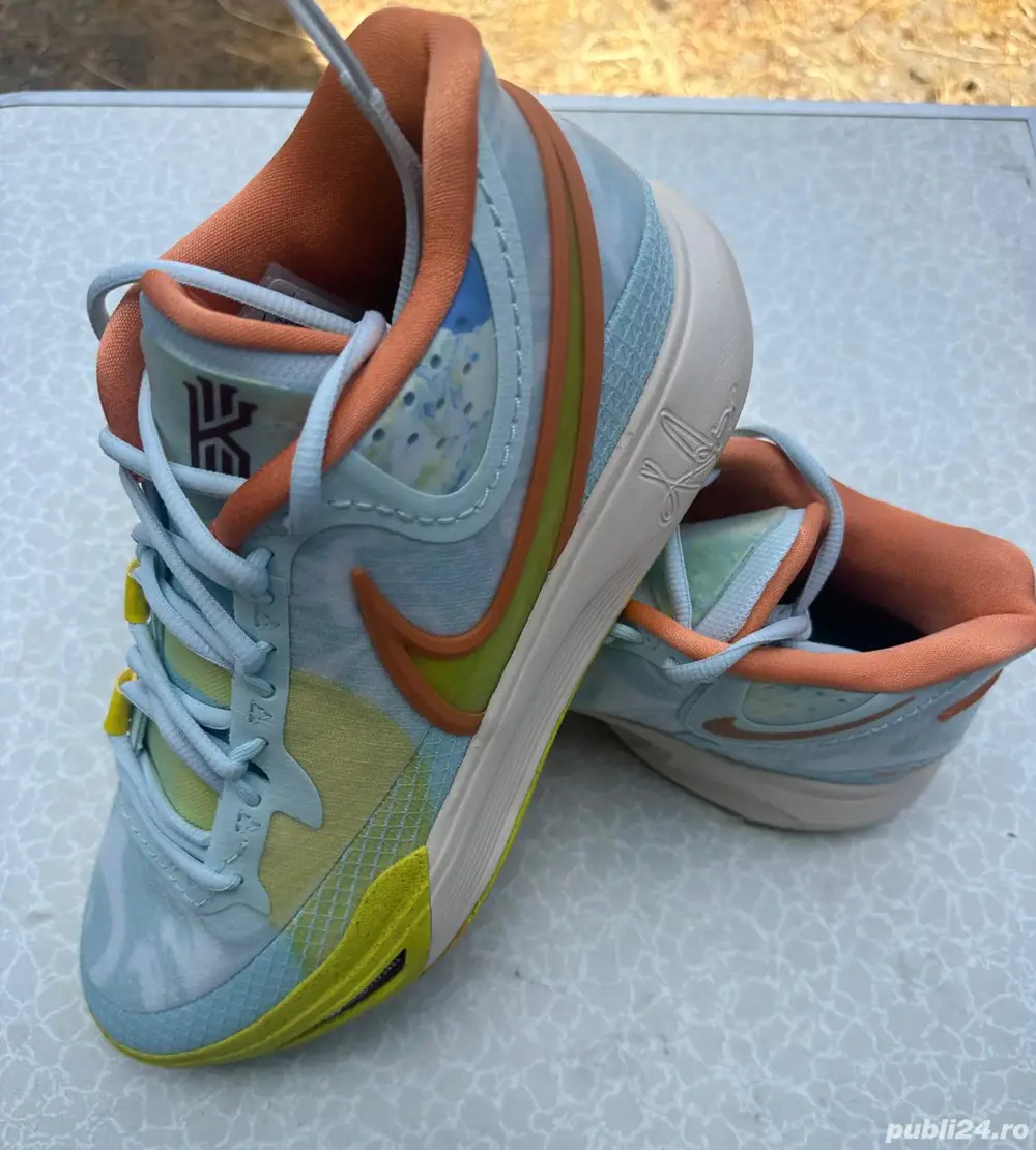 Nou Adidas Nike  marime 46 baschet