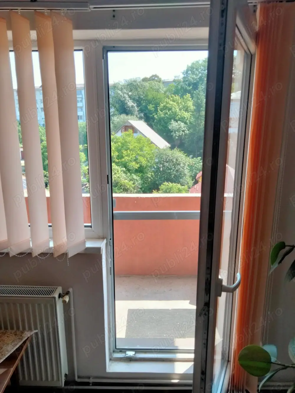 Apartament 2 camere,decomandat