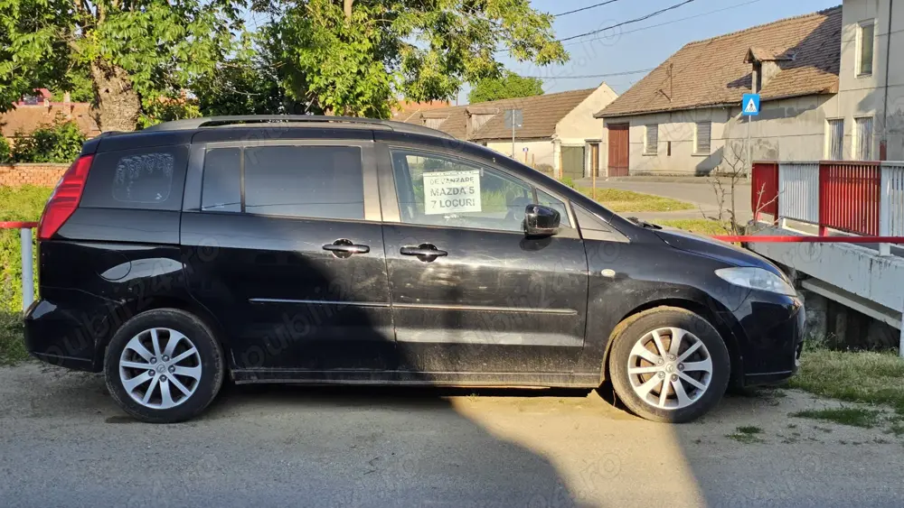 MAZDA 5, 1.8 benzină, 7 locuri, 186000 km - stare bună