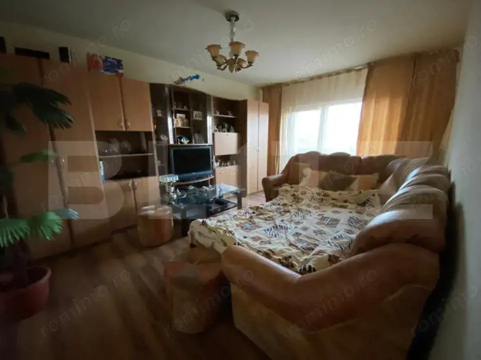 Apartament 3 camere, 64 mp, zona strazii Fabricii de Zahar
