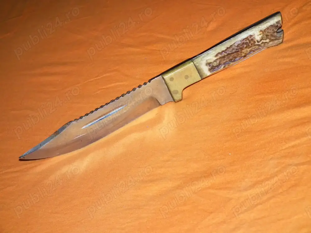 Briceag retro cu plásele din corn pentru colectionari nr.14