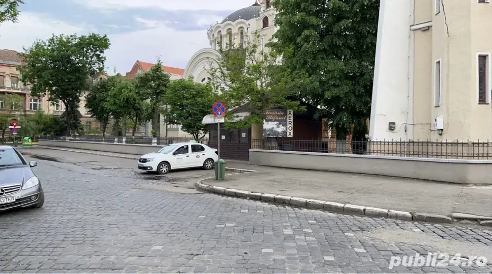 Vând construcție provizorie (chiosc)