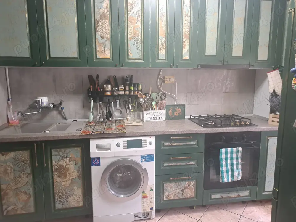 Vand apartament cu 2 camere