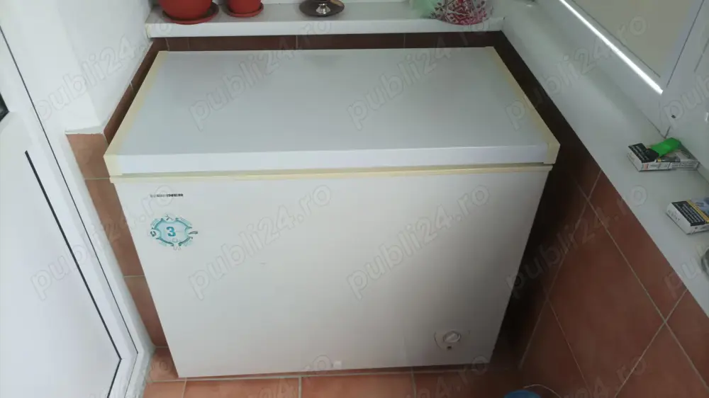 De vânzare ladă frigorifică Heinner