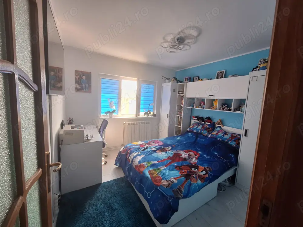 Apartament cu 2 camere mobilat. 