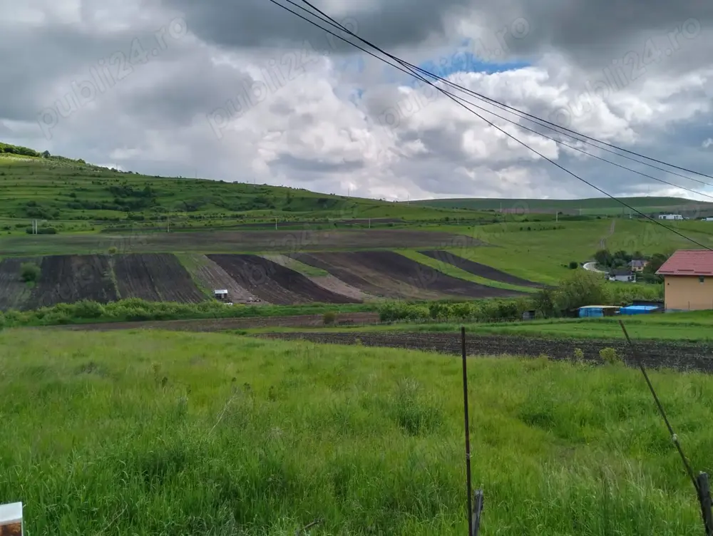 Vând teren intravilan și extravilan Vâlcele -Cluj