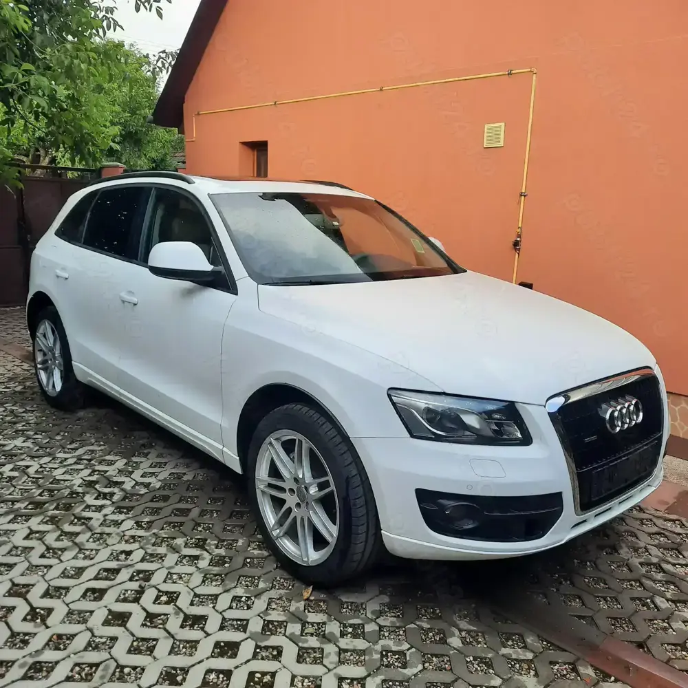 Vând Audi Q5 -3.0 diesel,4x4 