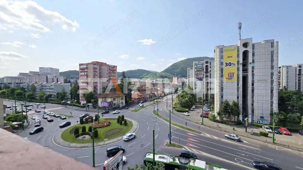 Apartament 4 camere zona Onix  Centru Civic